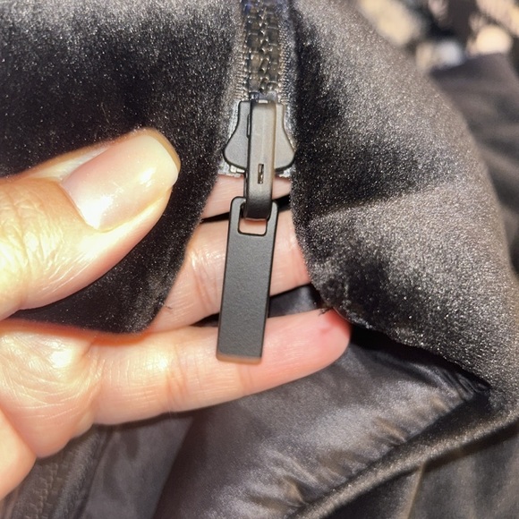 Chico’s velour Quilted Vest NWT! - Picture 6 of 6